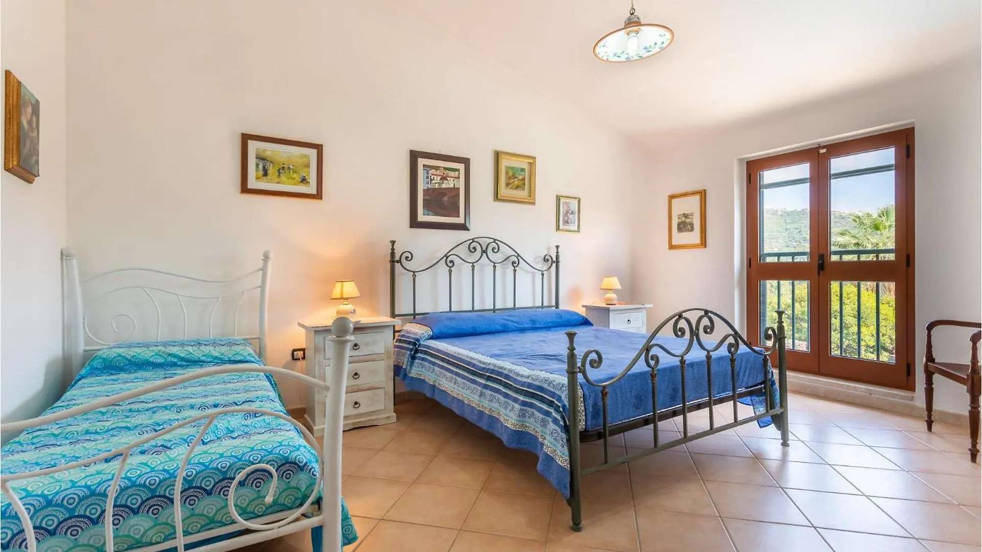 Amazing Home In Bosa With Kitchen בית נופש