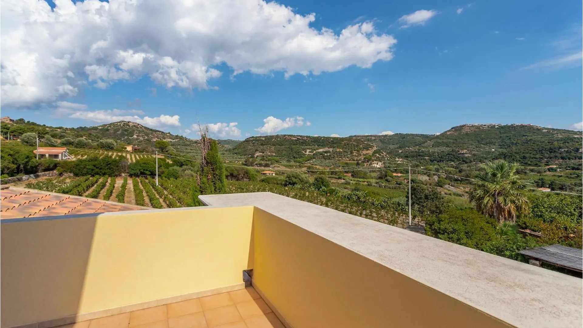 Amazing Home In Bosa With Kitchen